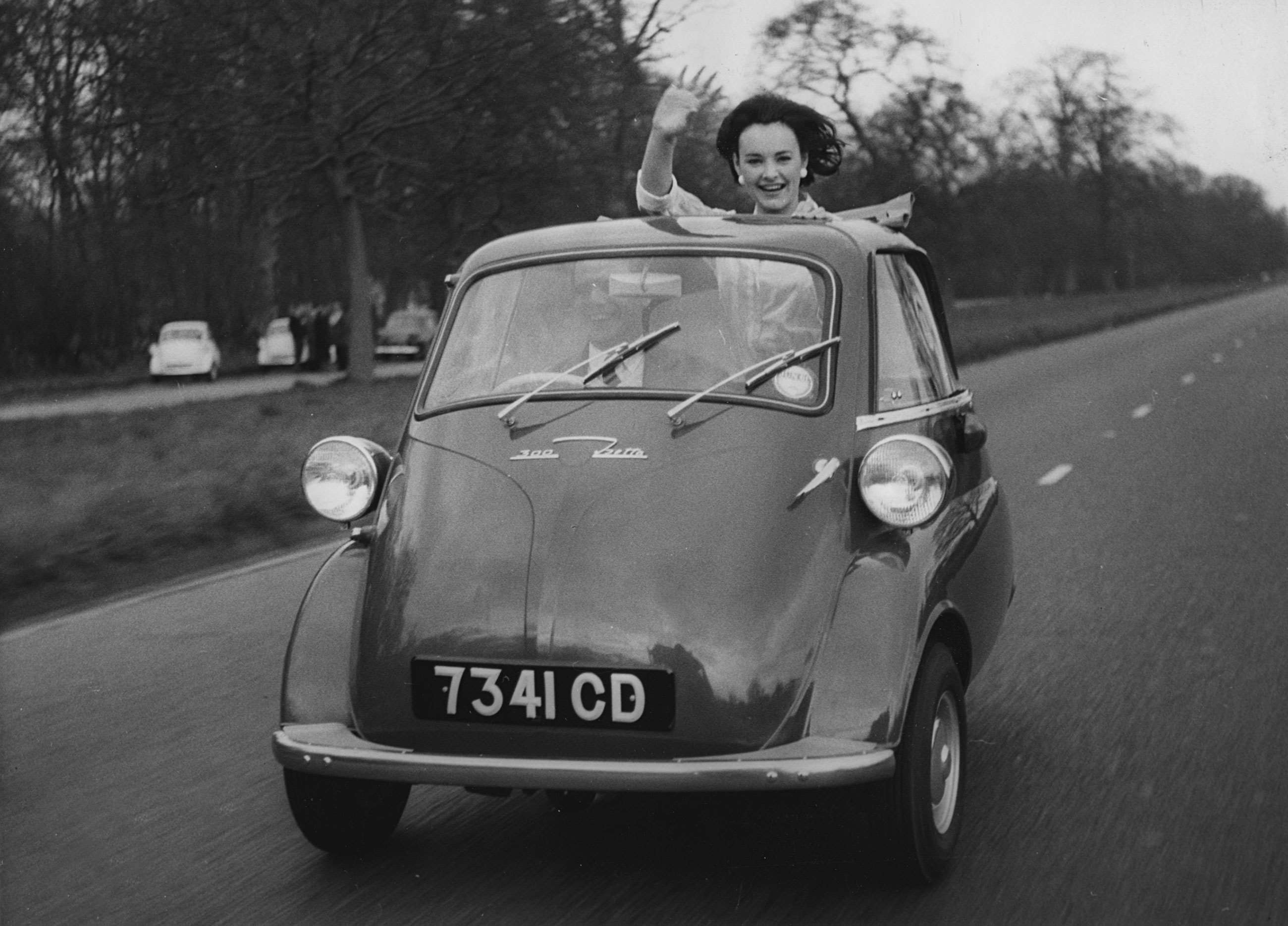 craziest-car-designs-ever-4-bmw-iso-isetta-03022022.jpg