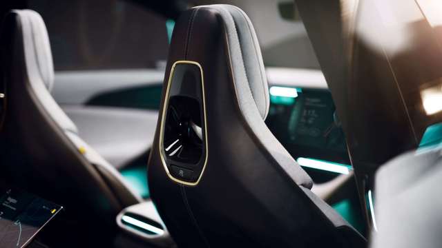 07_lotus_eletre_reveal_goodwood_29032022_studio_int_seatback.jpg