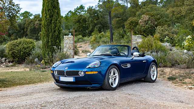 bmw-z8-01.jpg