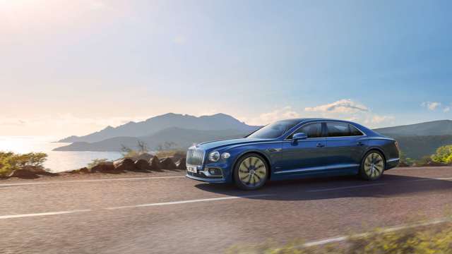 bentley-azure-02.jpg