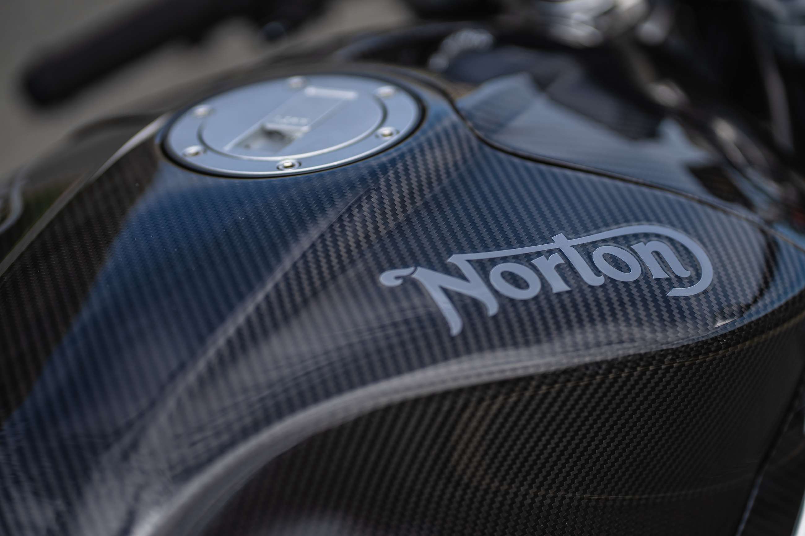 New Norton V4CR Is A 185PS Stripped Down Café Racer | GRR