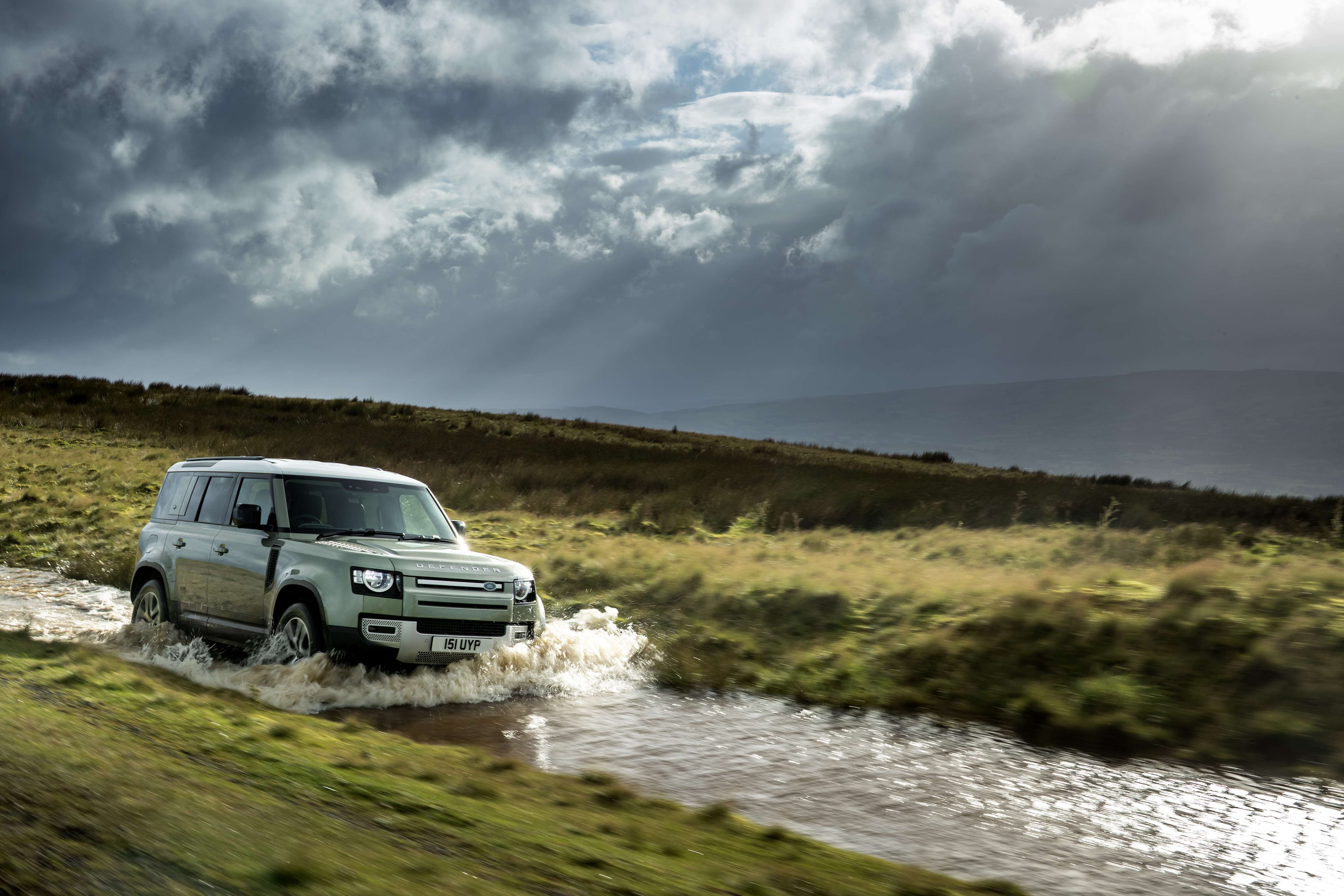 land-rover-defender-110.jpg