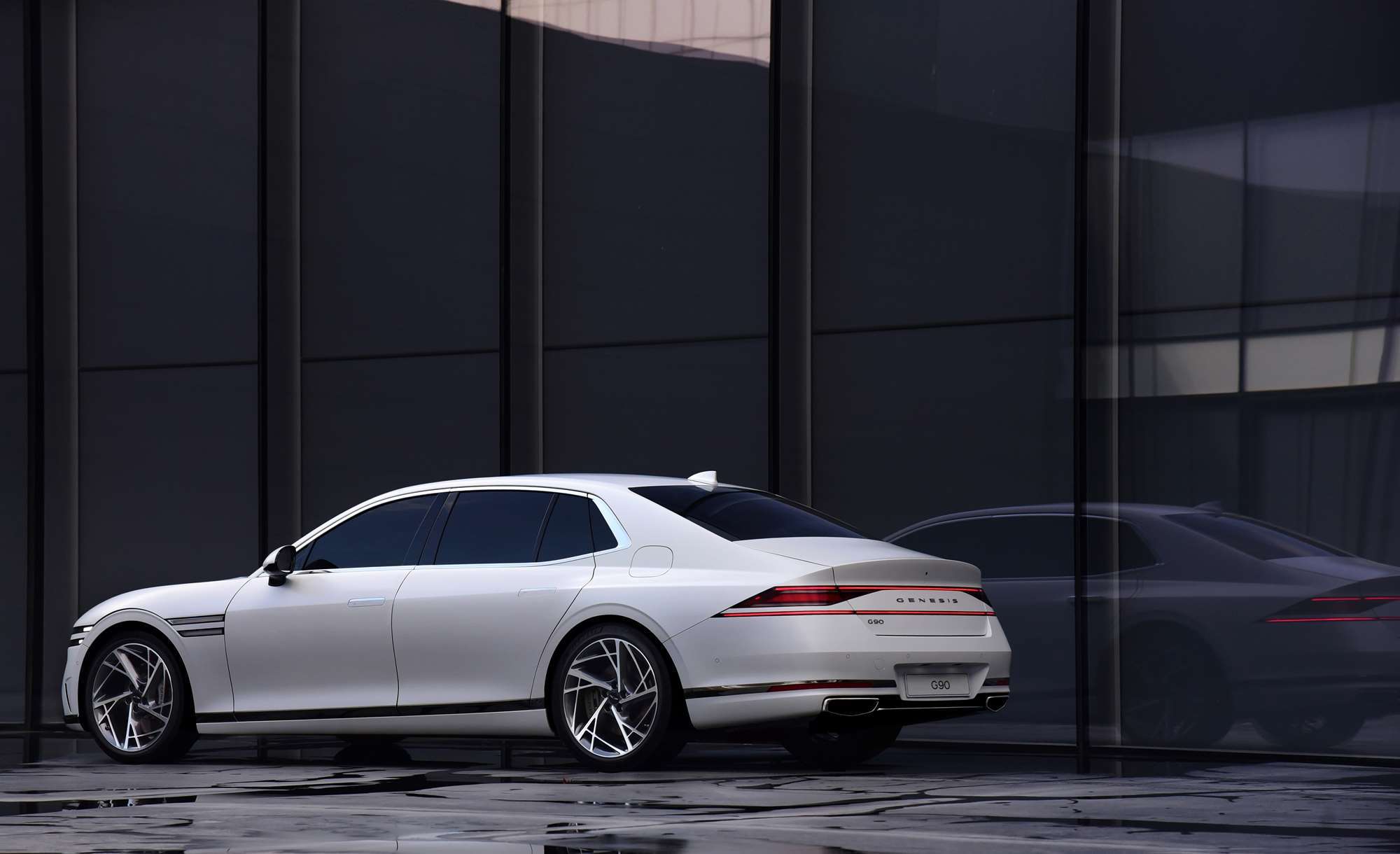 genesis-g90-6.jpg