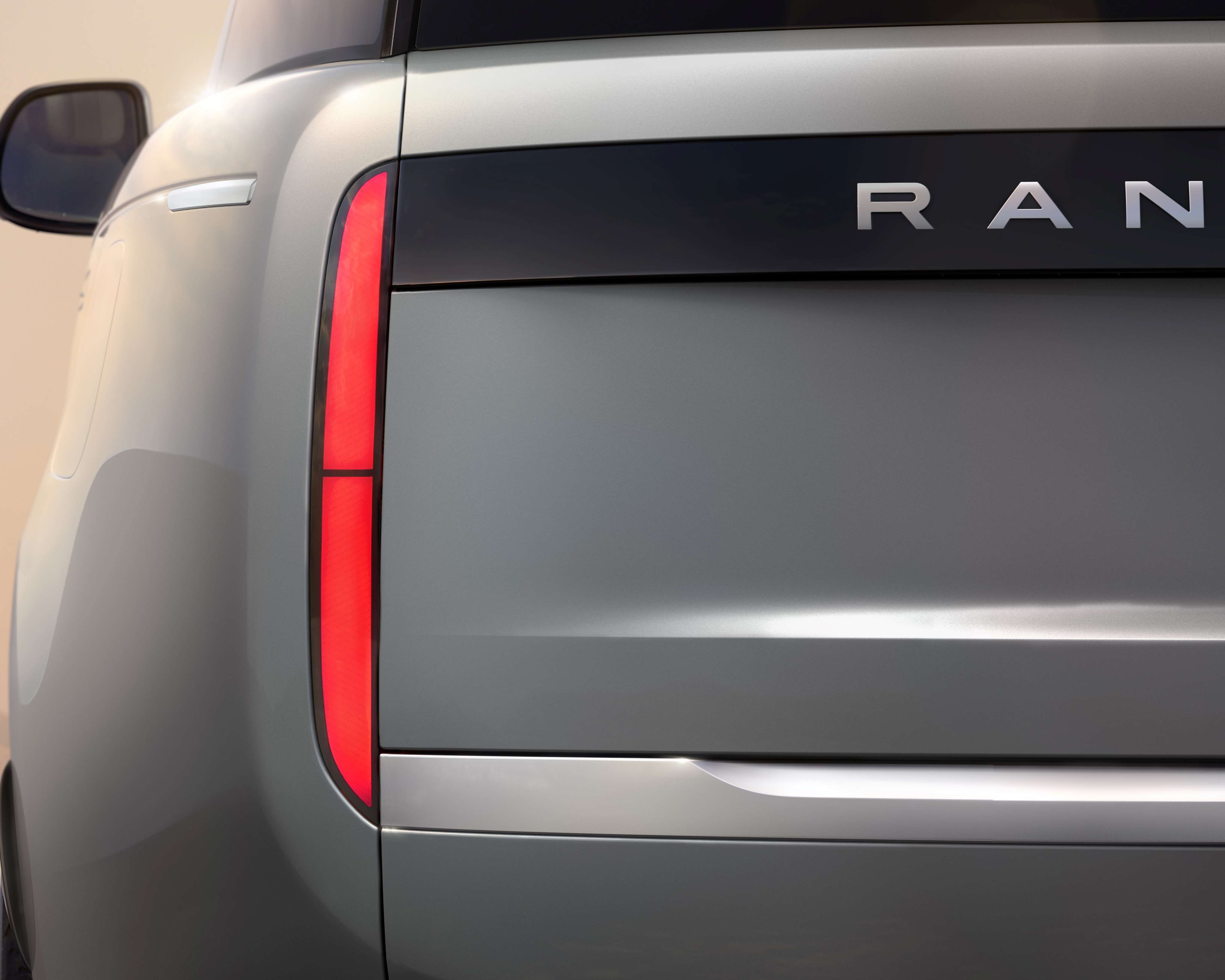 electric-range-rover-1-1.jpg