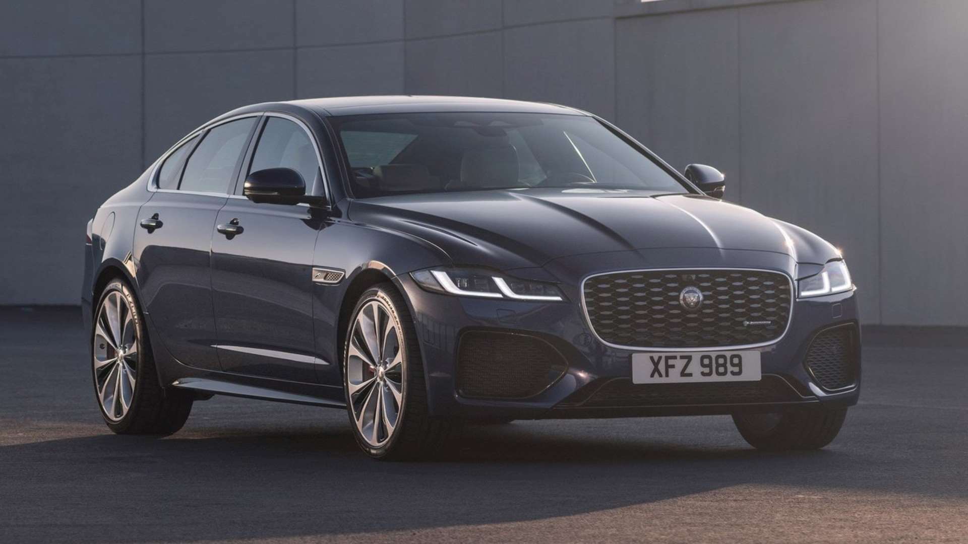 jaguar-xf-2021-1280-06.jpg