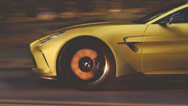 aston-martin-vantage_04.jpg