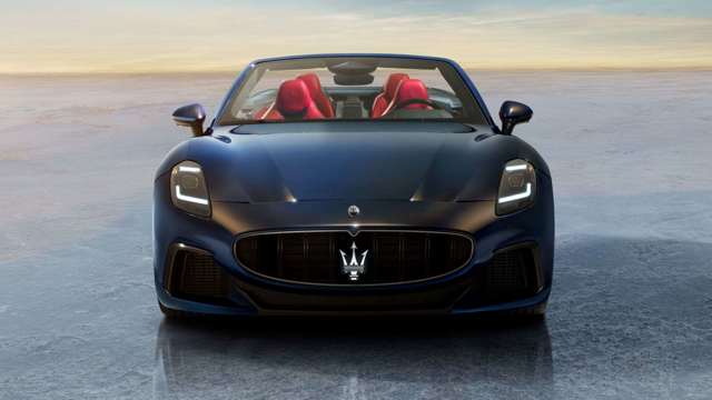 01_maserati_grancabrio_trofeo.jpg