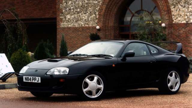 images_toyota_supra_1993_1.jpg