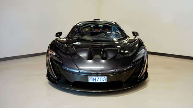 2013-mclaren-p1-validation-prototype-3-vp3--estimated-at-1500000--2000000.-2.jpg