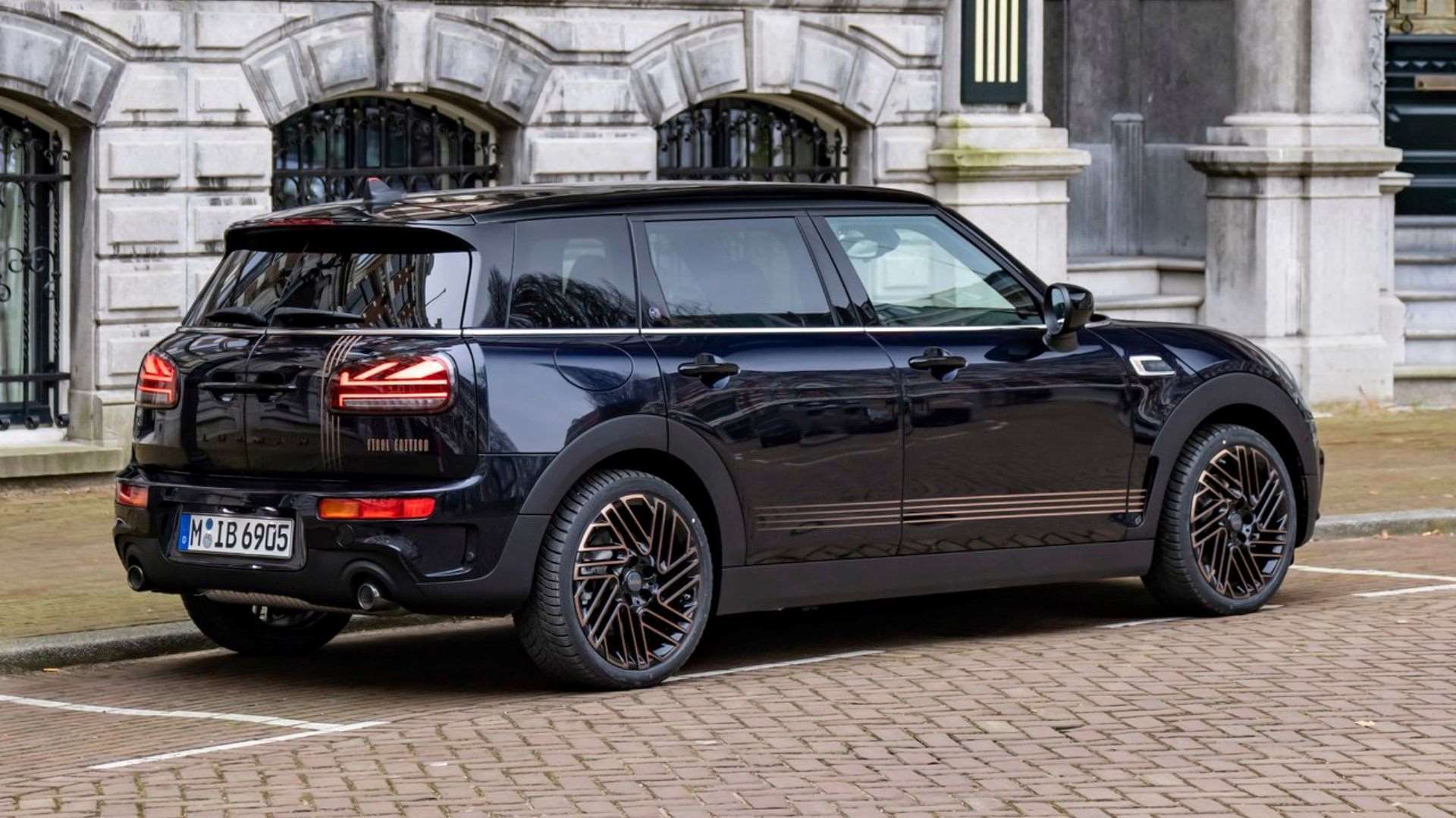 mini-clubman_final_edition-2023-1280-13.jpg