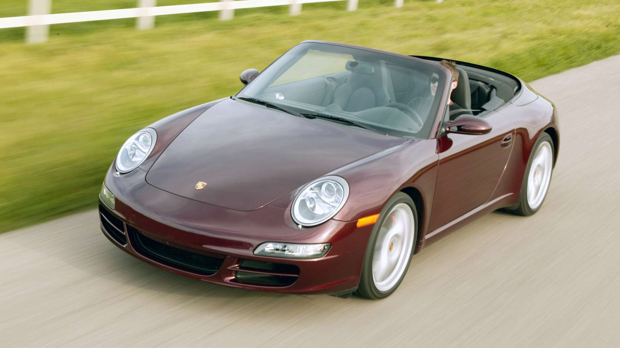 porsche_911-carrera_2005_wallpapers_3-copy.jpg