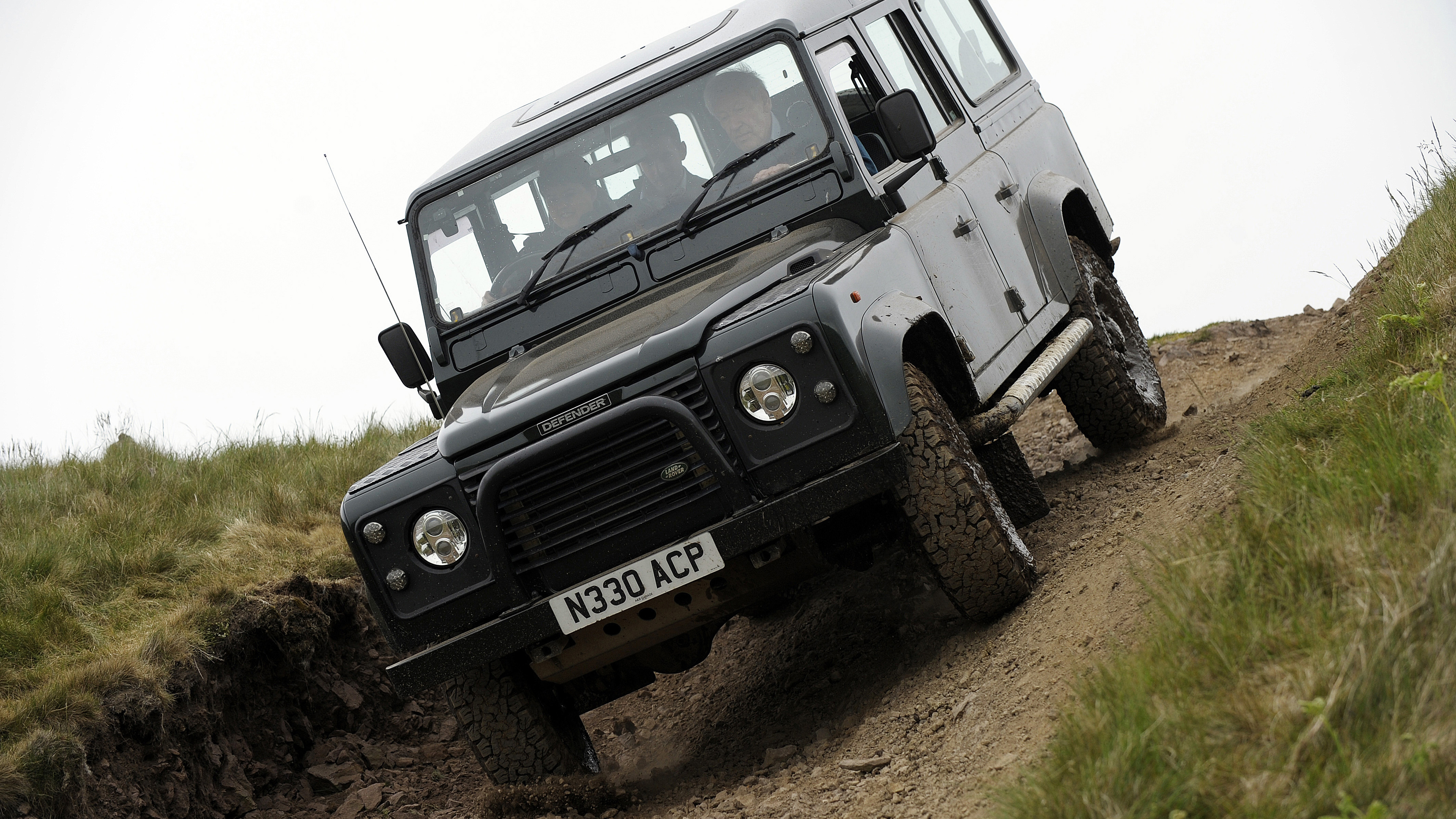 frankel colours land rover.jpg