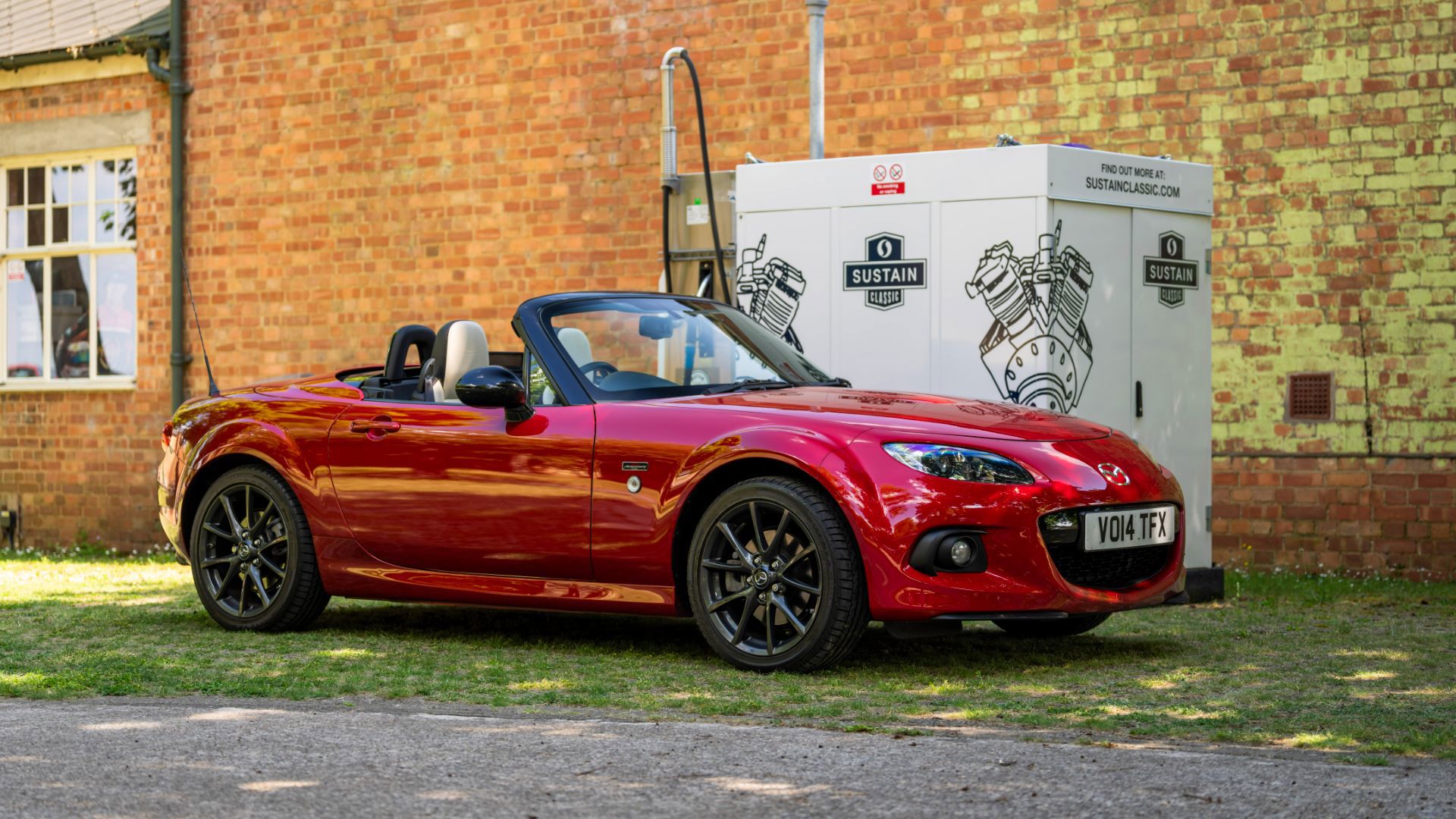 Mazda_MX-5_35th_Anniversary_LEJOG_0122.jpg