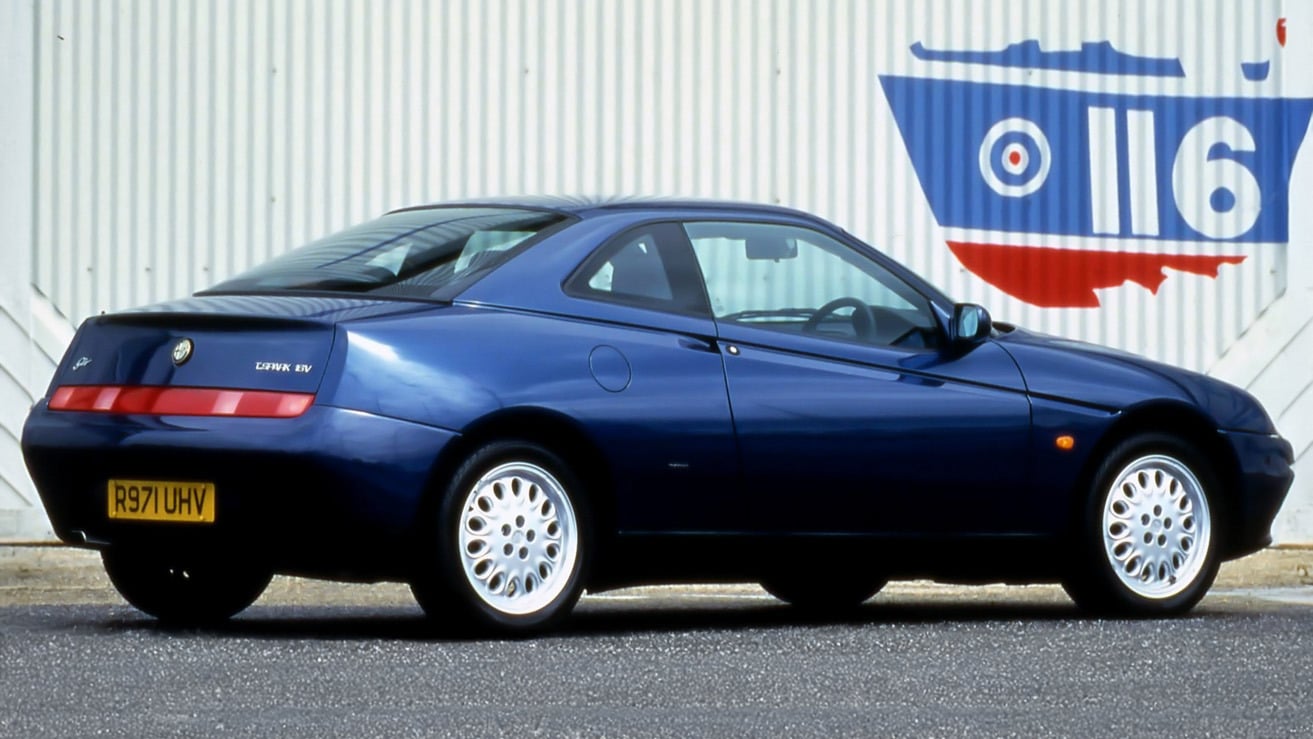 Alfa Romeo GTV copy.jpg