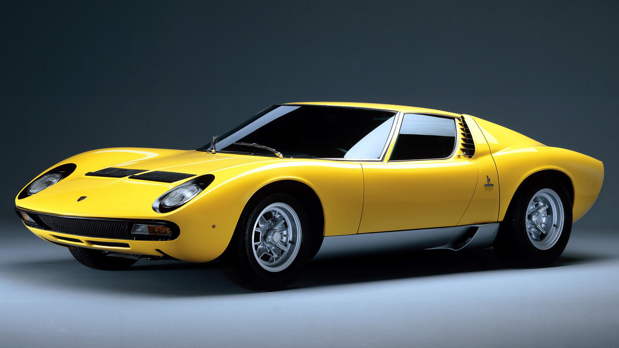 Lamborghini-Miura copy.jpg