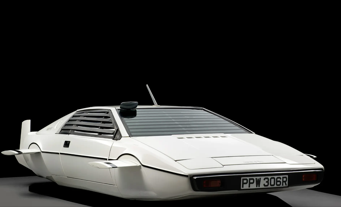 1977 Lotus Esprit S1 'Wet Nellie'.jpg