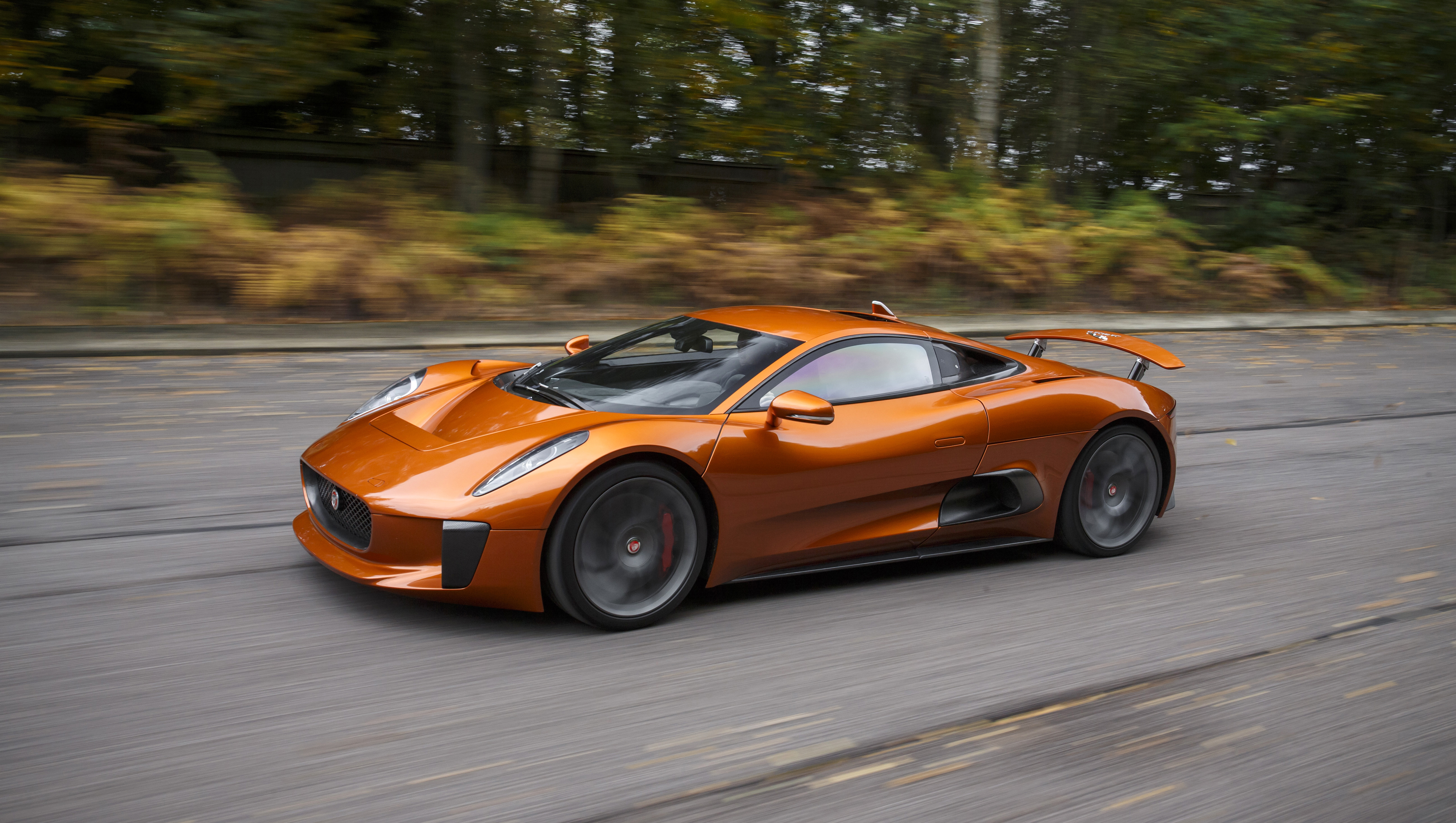 Jaguar-CX75.jpg