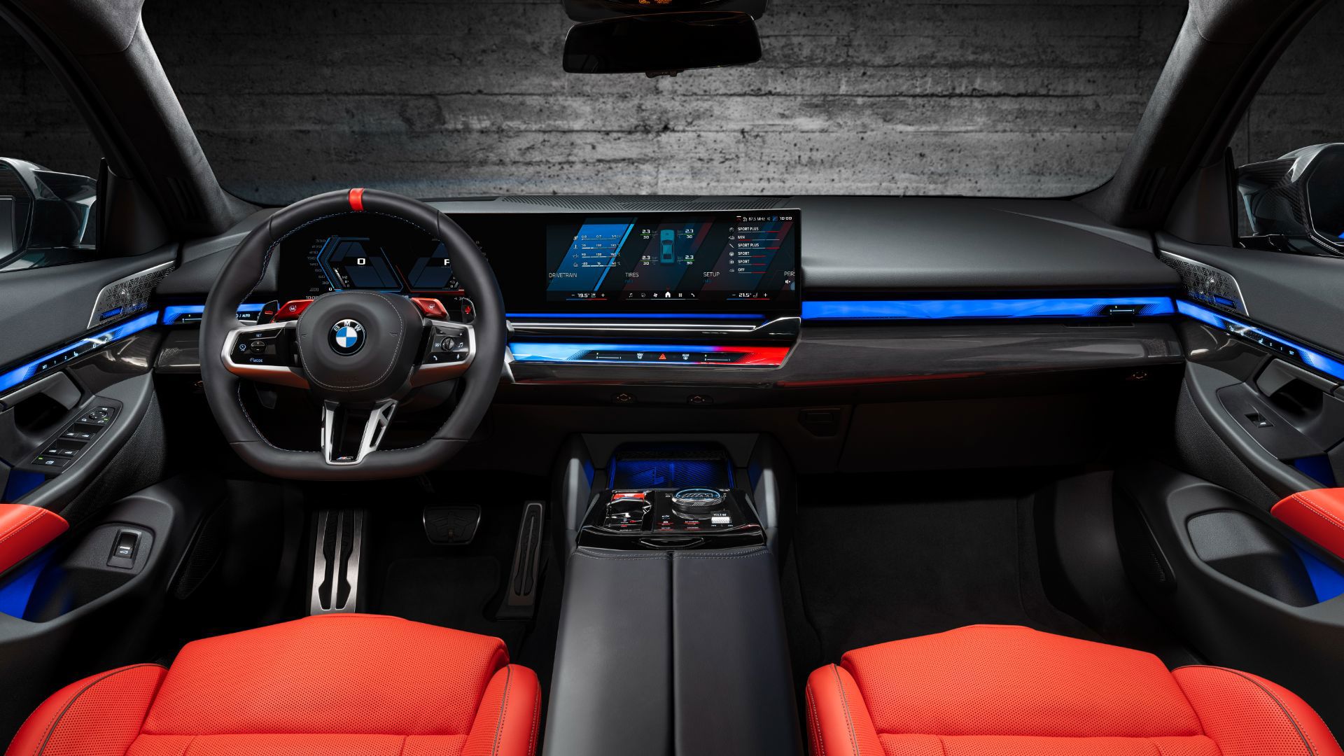 P90564539_highRes_the-all-new-bmw-m5-t.jpg