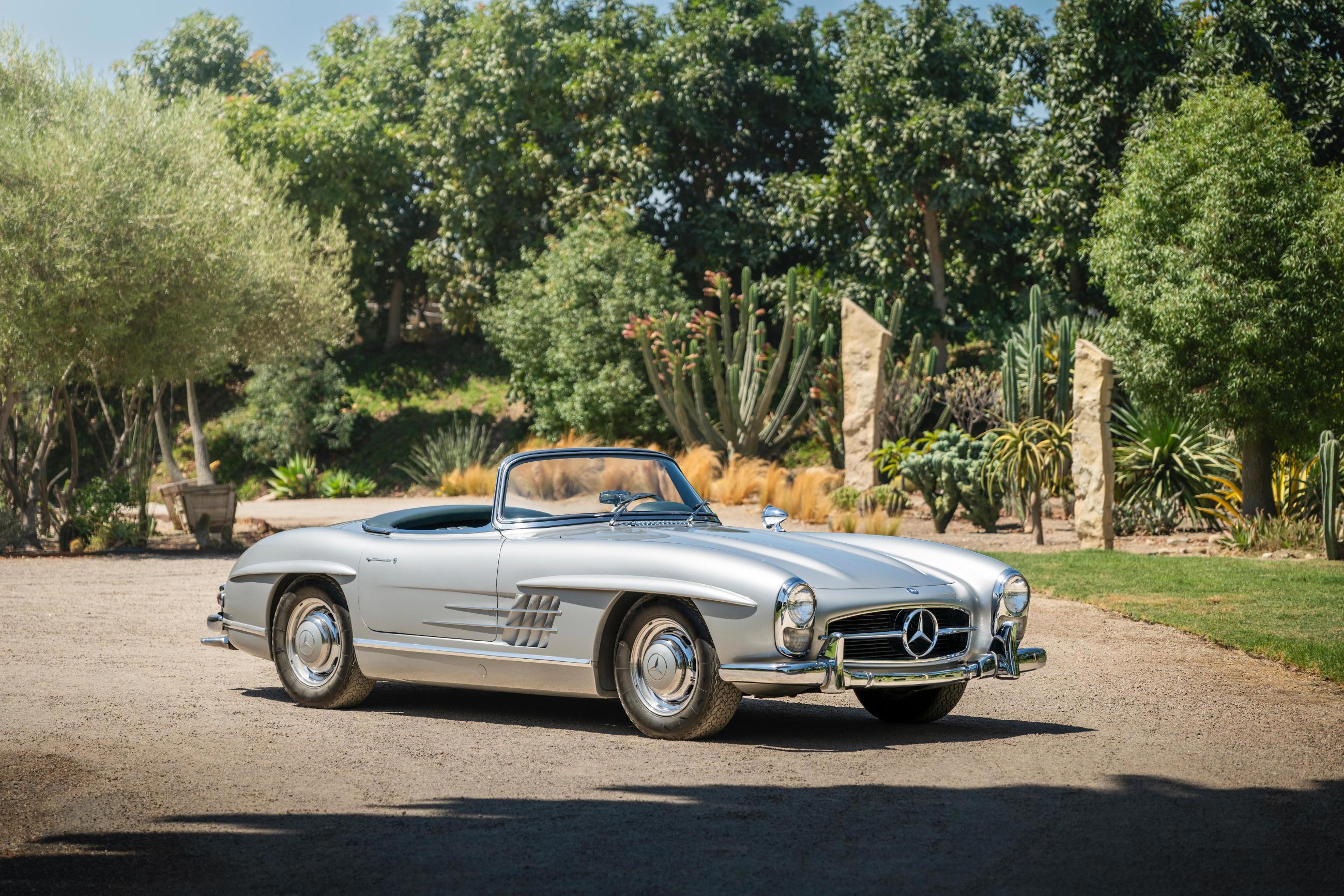 1957 Mercedes-Benz 300SL Roadster.jpg