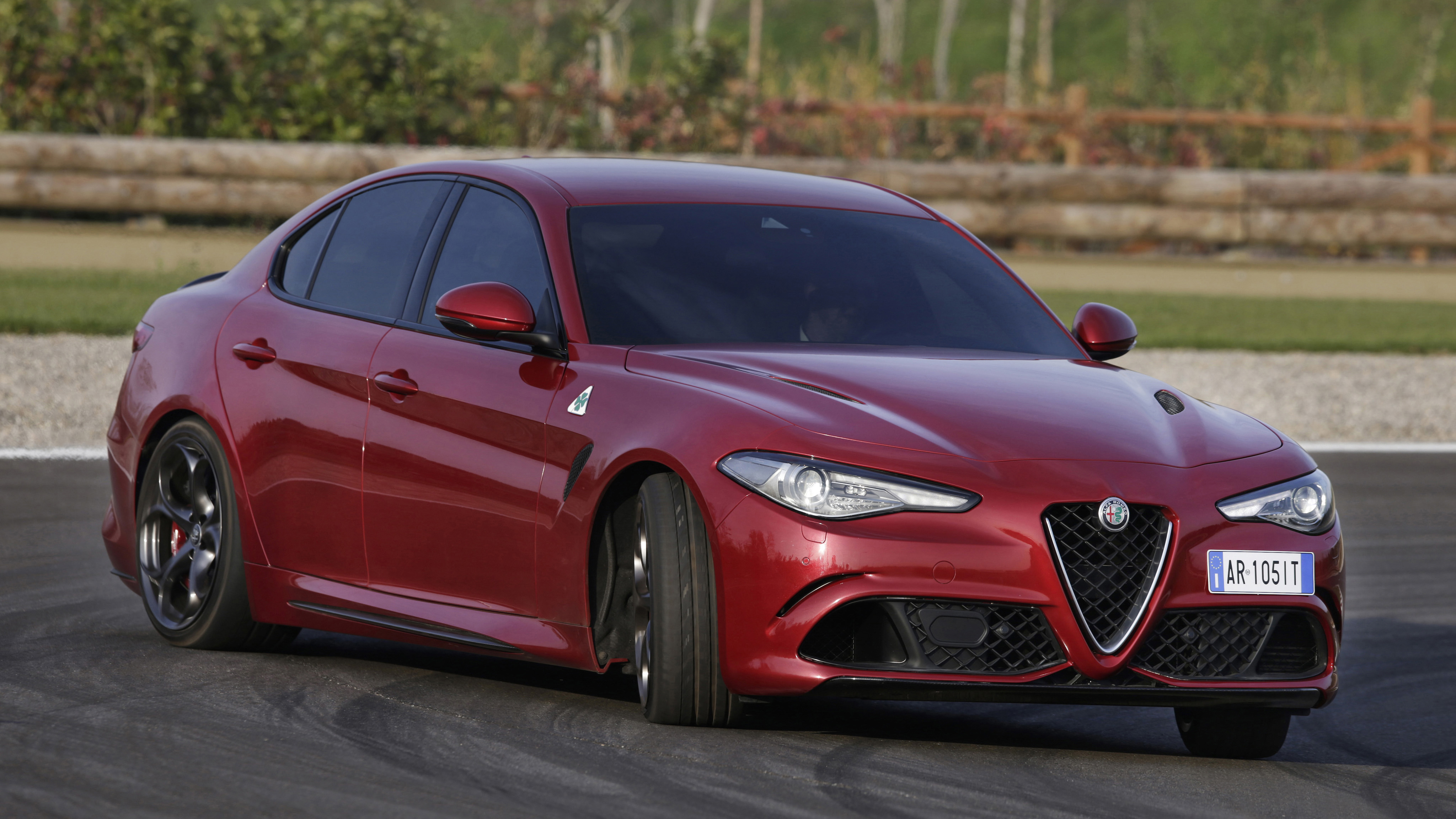 Alfa Romeo Giulia Quadrifoglio Le migliori auto italiane.jpg