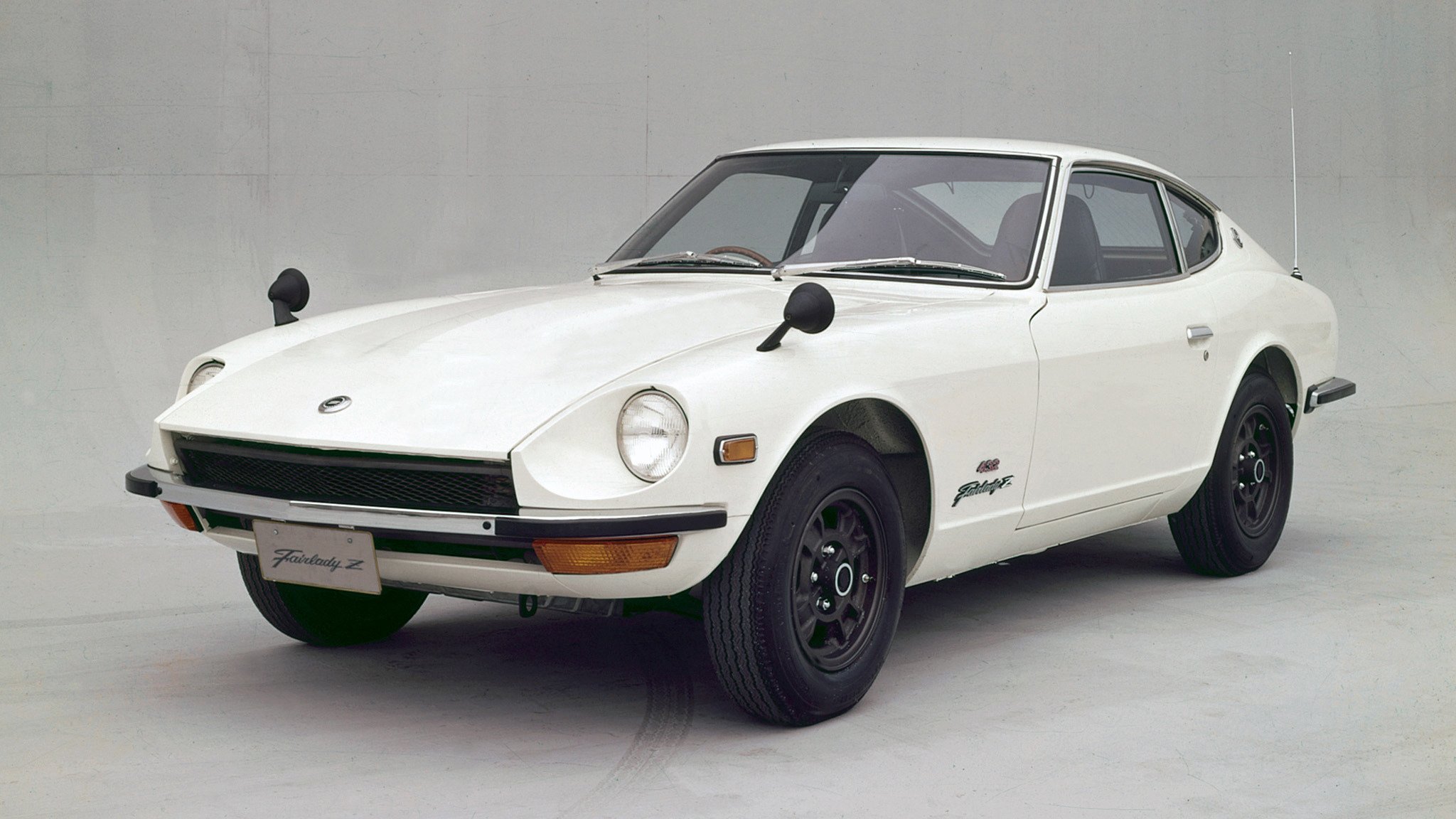 Nissan Fairlady Z432 copy.jpg