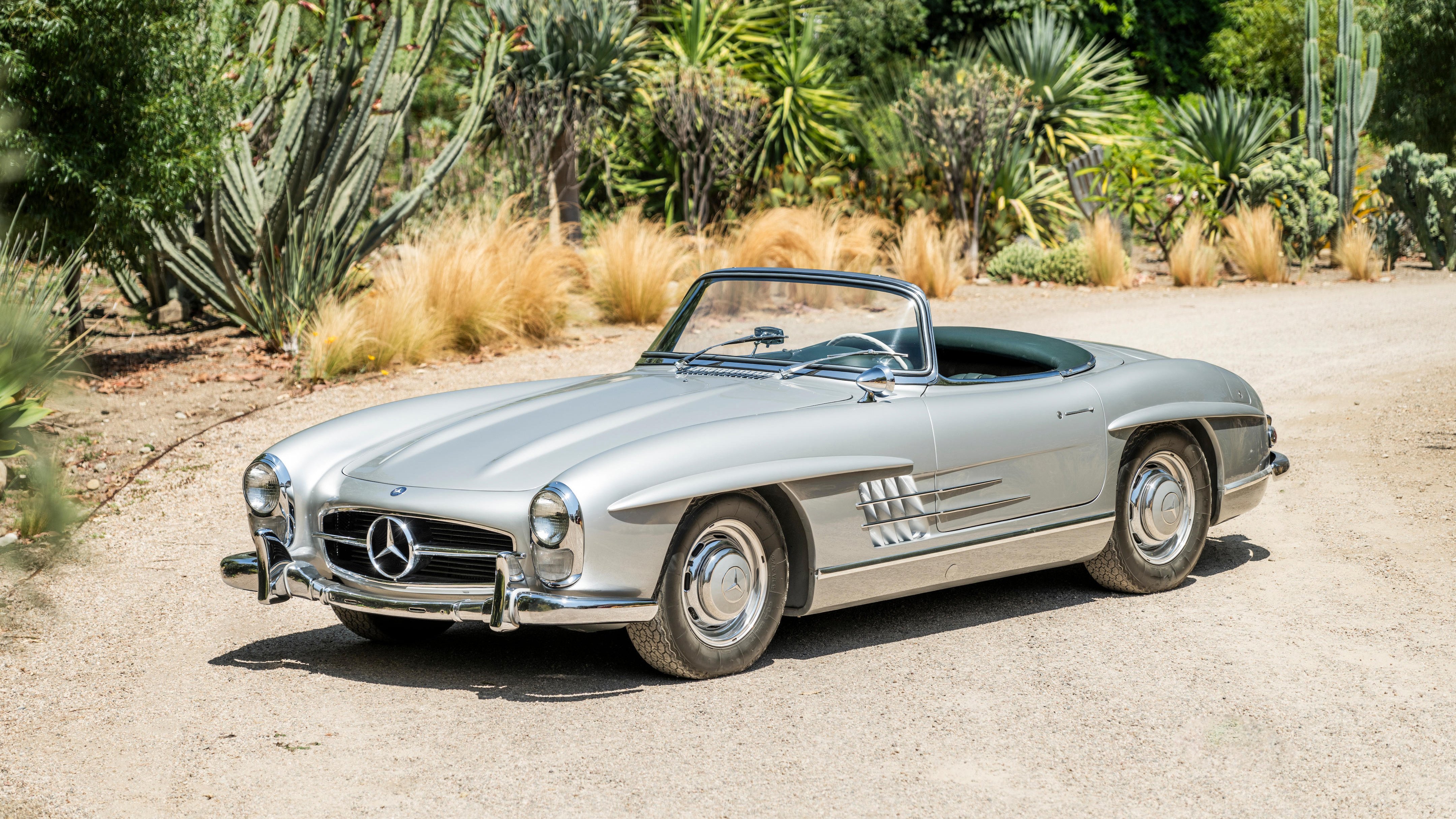 mercedes benz 300sl roadster copy.jpg