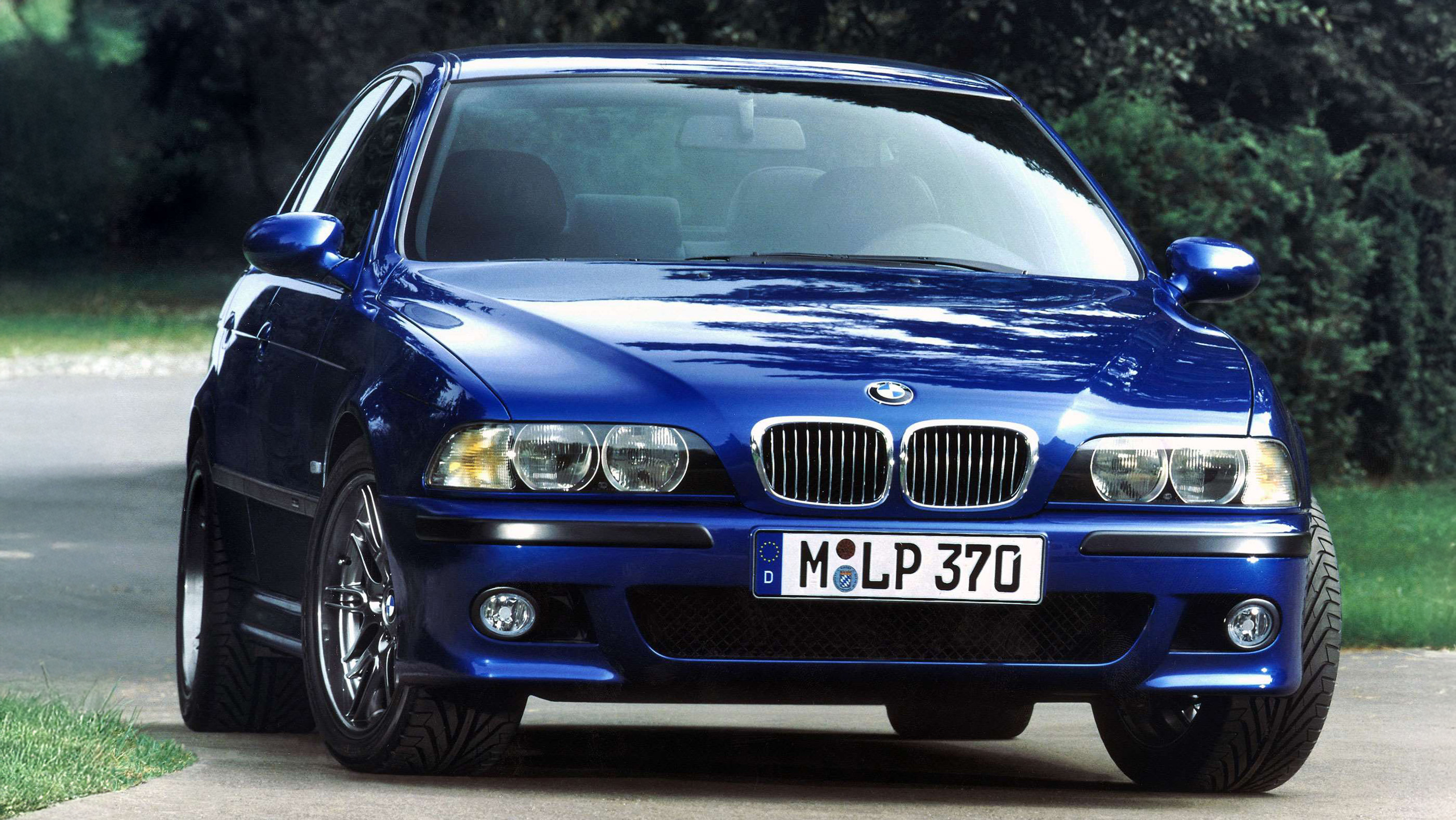 bmw-m5-e39- copy.jpg