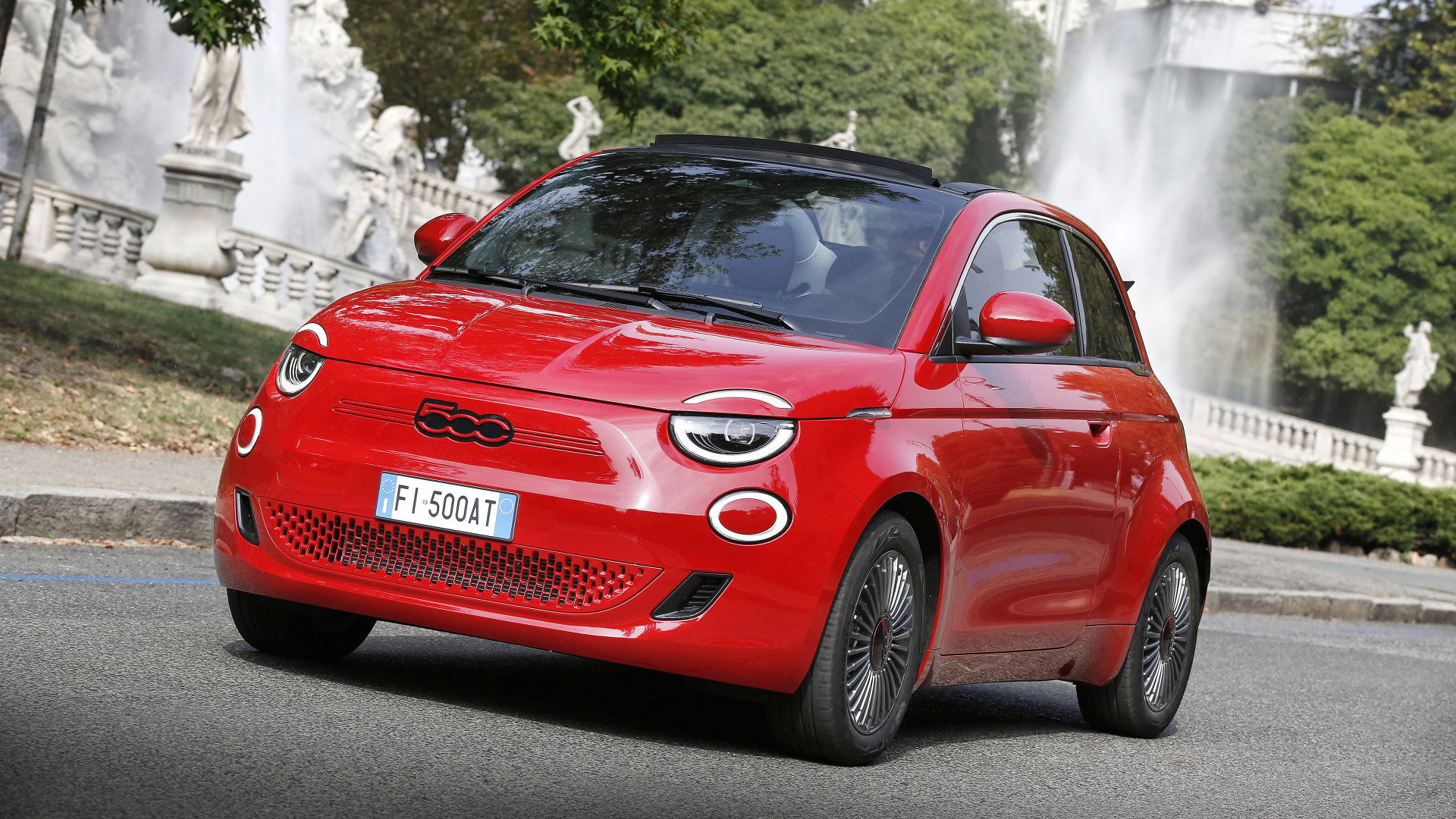 FIAT500e copy.jpg