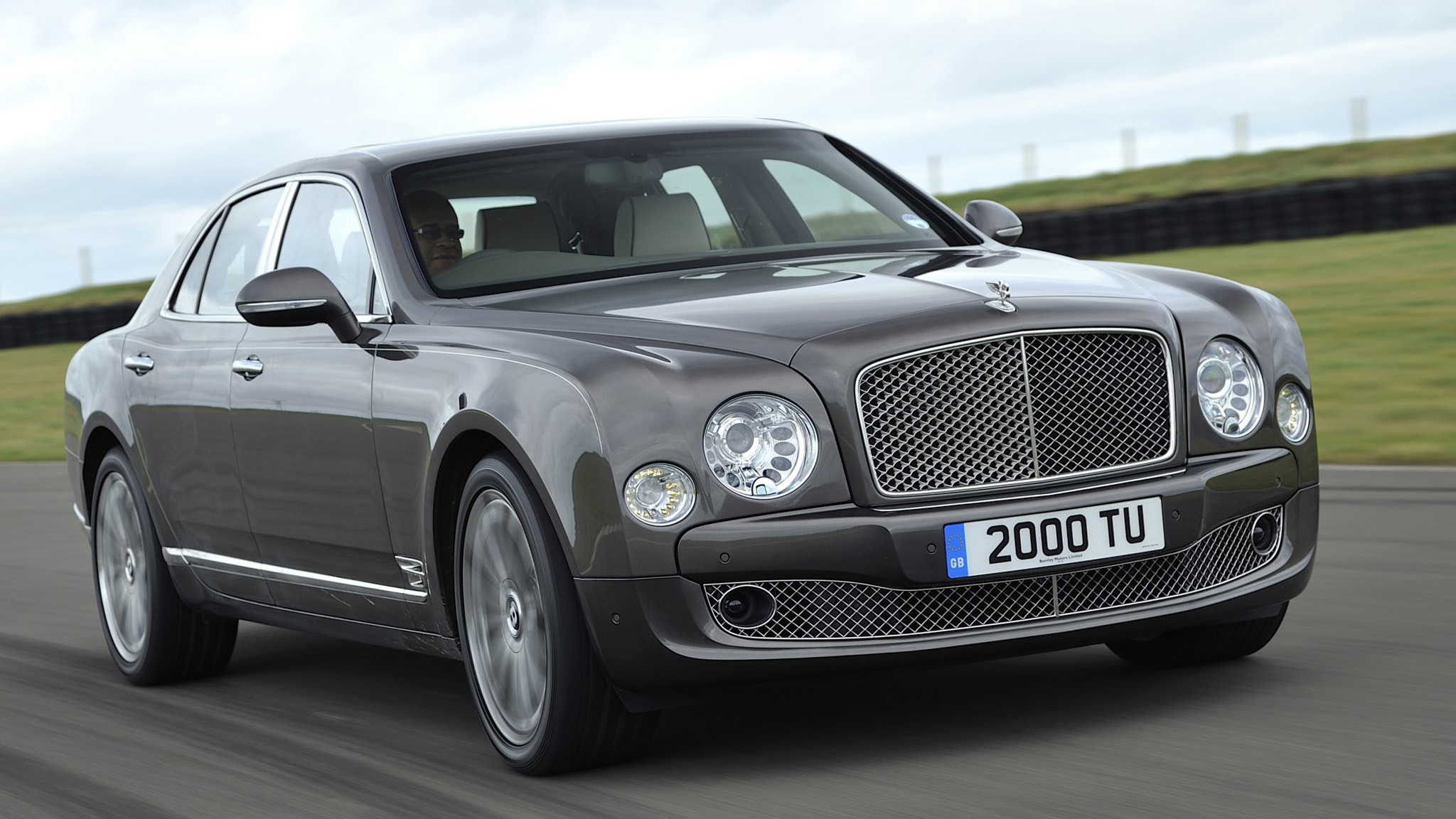 Bentley Mulsanne copy.jpg