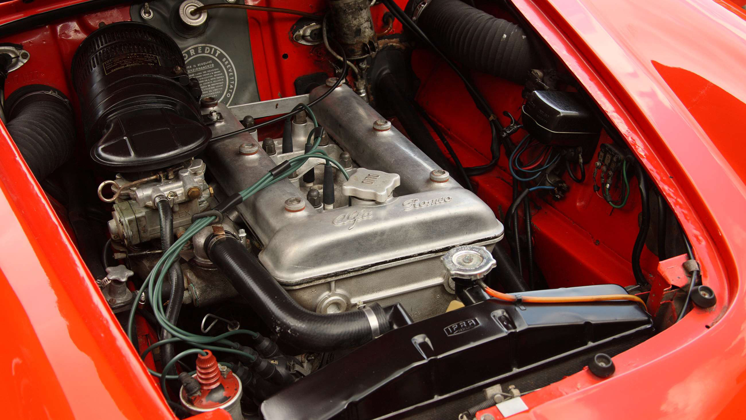 Alfa Twin Cam four cylinder engines.jpg