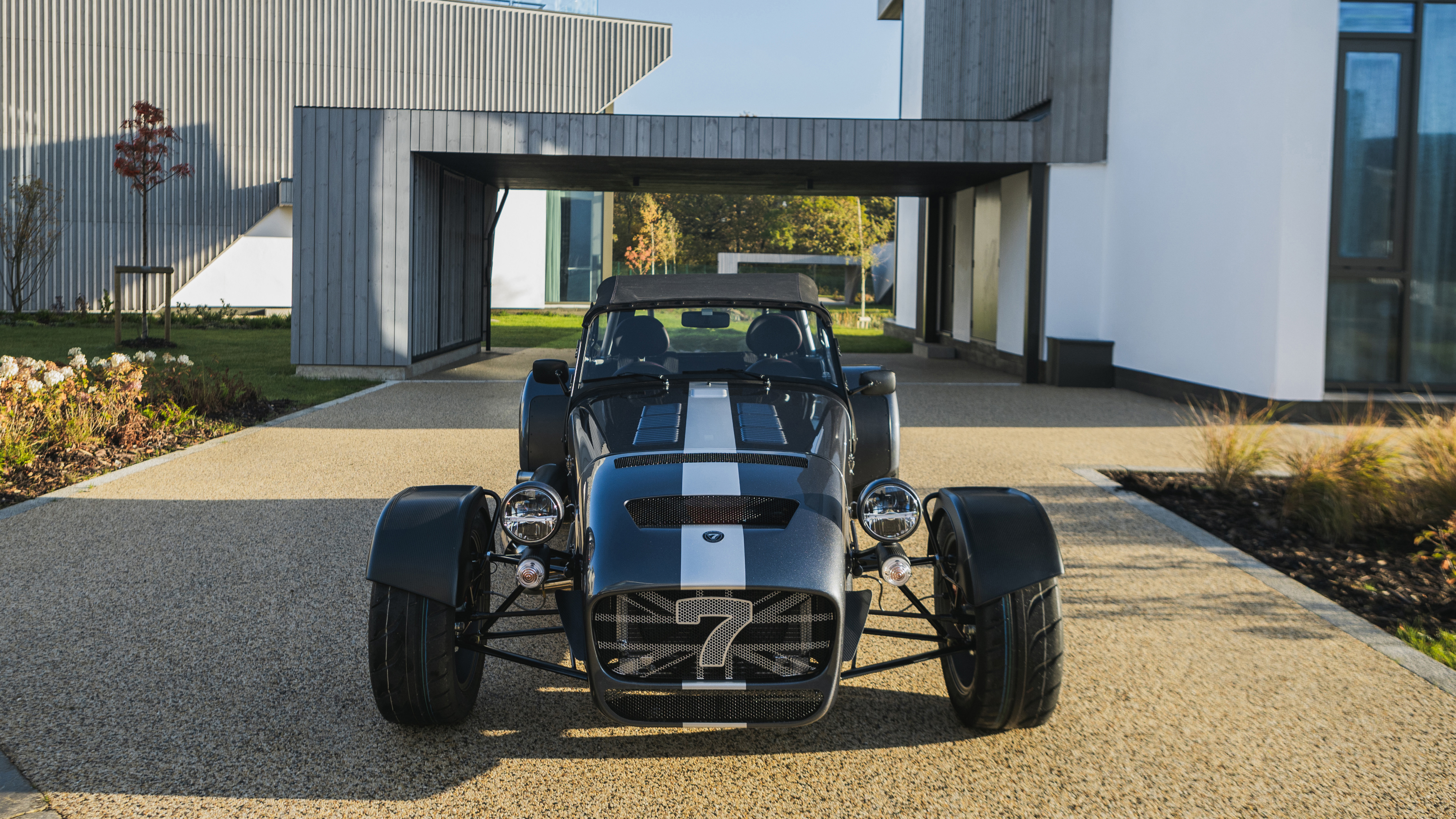 Caterham Seven CSR Twenty_107 copy.jpg