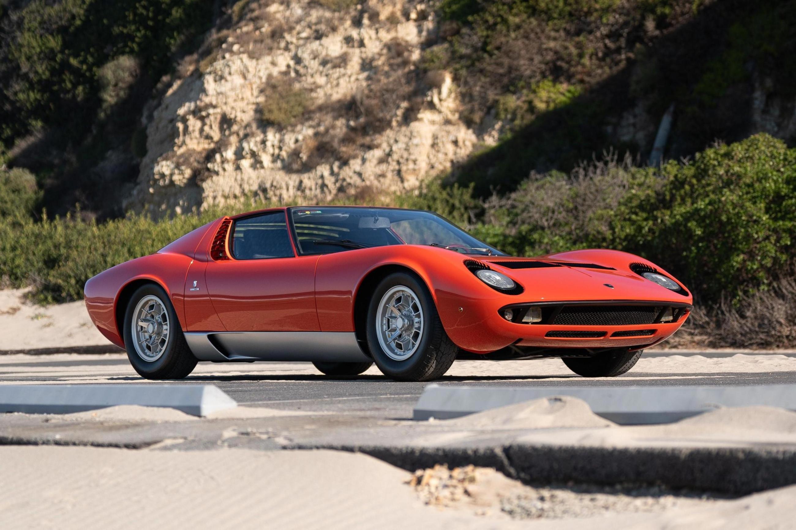 Lamborghini Miura.jpg