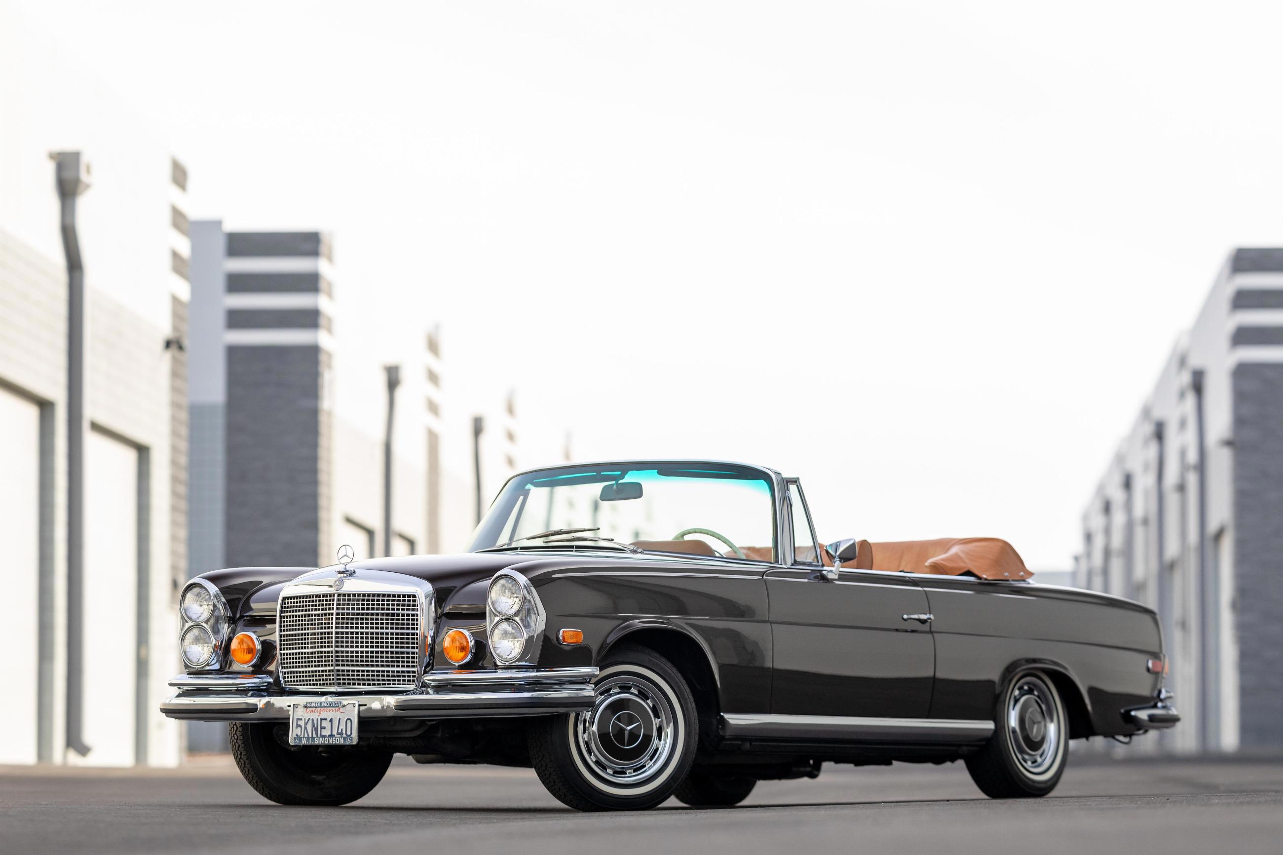 Mercedes-Benz 250se.jpg