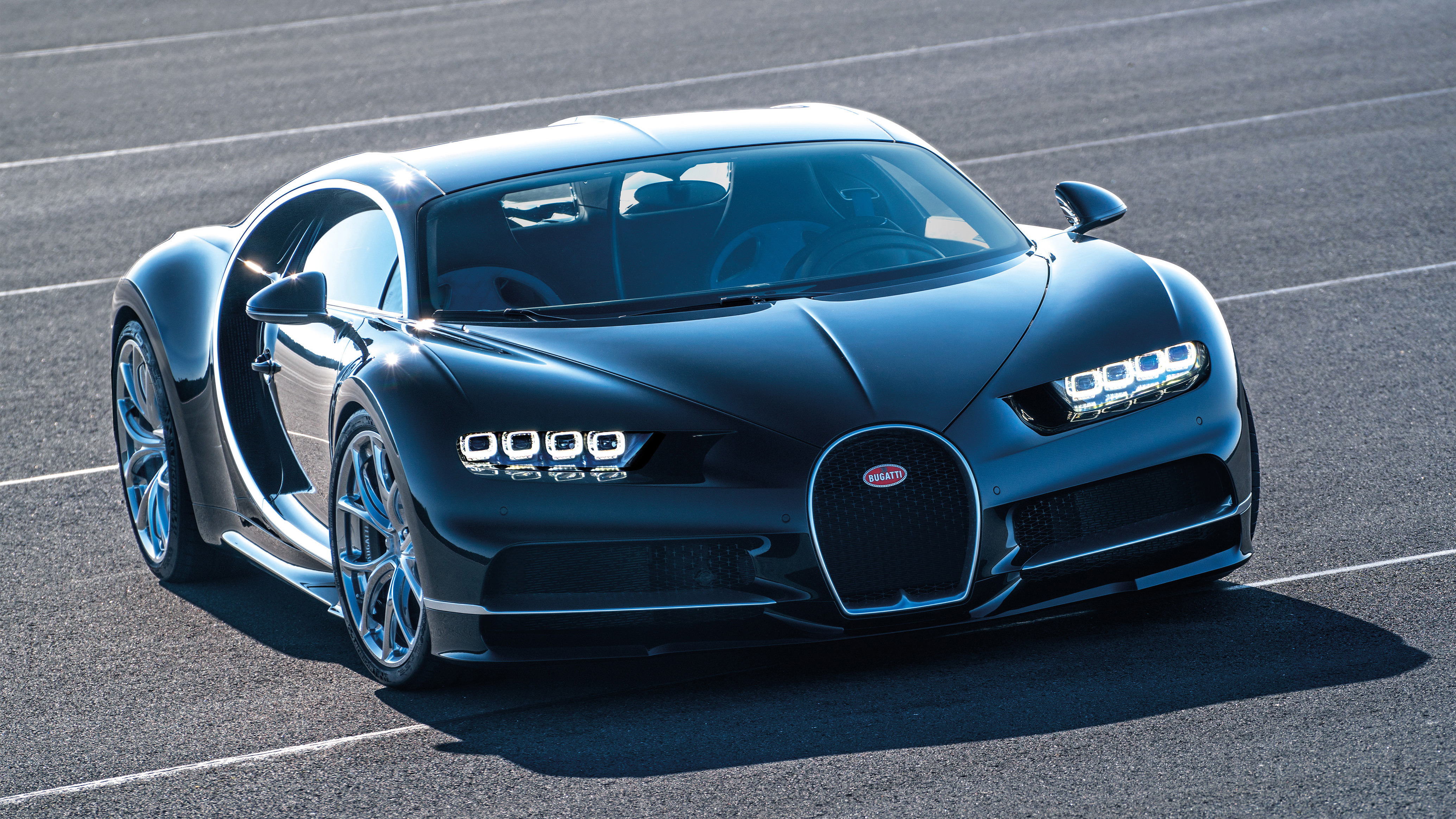 Bugatti-chiron copy.jpg