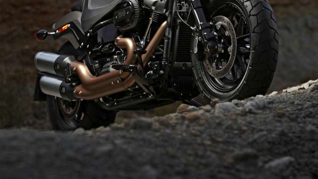 harley_davidson_fat_bob_03111704.jpg