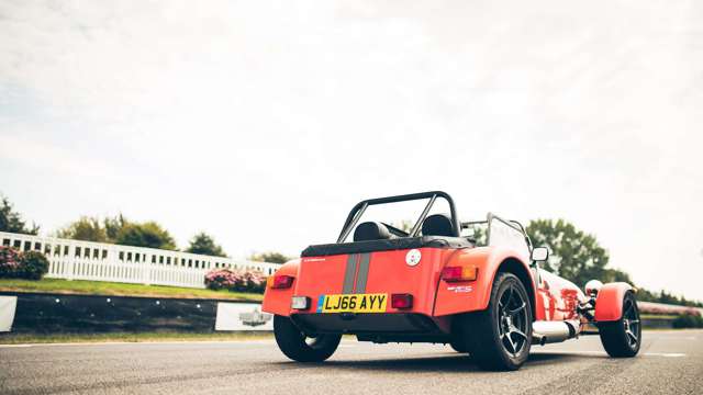 caterham_310_s_31071856.jpg