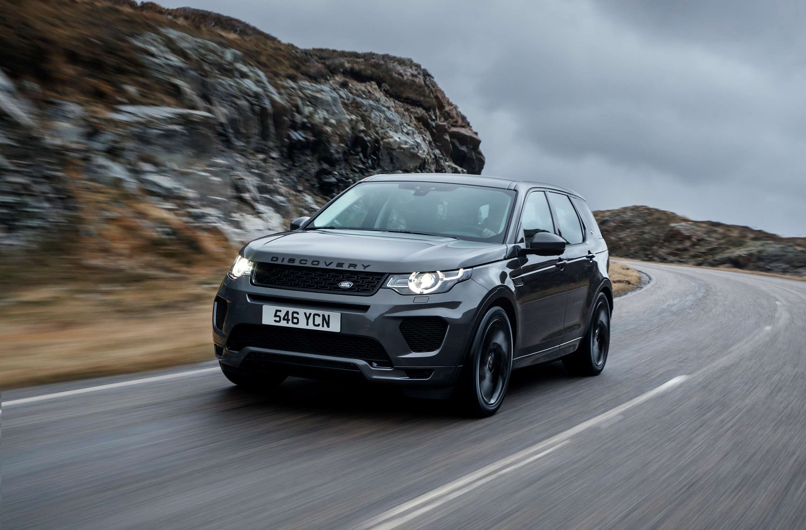 land_rover_discovery_sport_2018_23071801.jpg