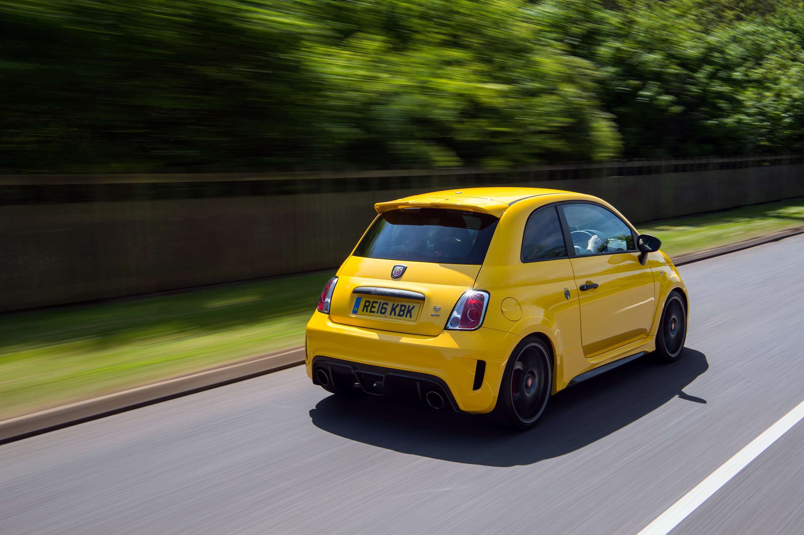 abarth_695_record_goodwood_26031805.jpg