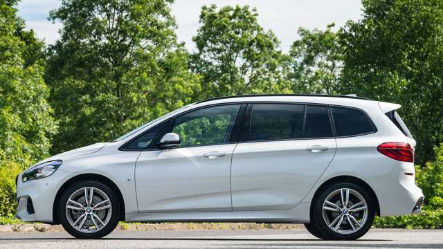 bmw_2_series_gran_tourer_20111808.jpg