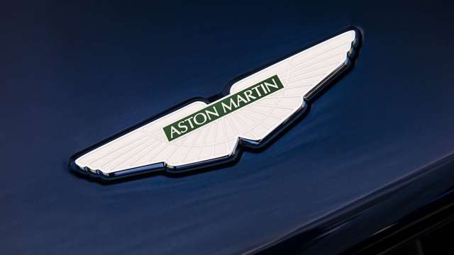 aston_martin_db11_amr_24091808.jpg