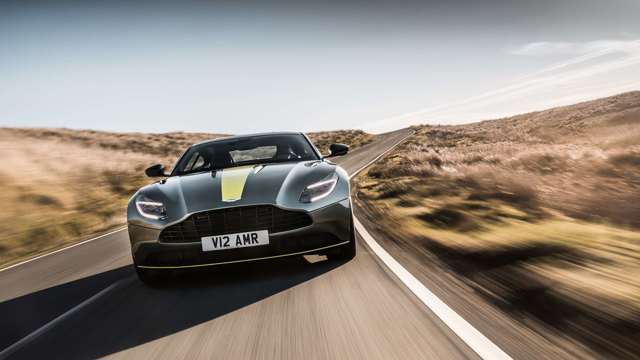 aston_martin_db11_amr_24091815.jpg