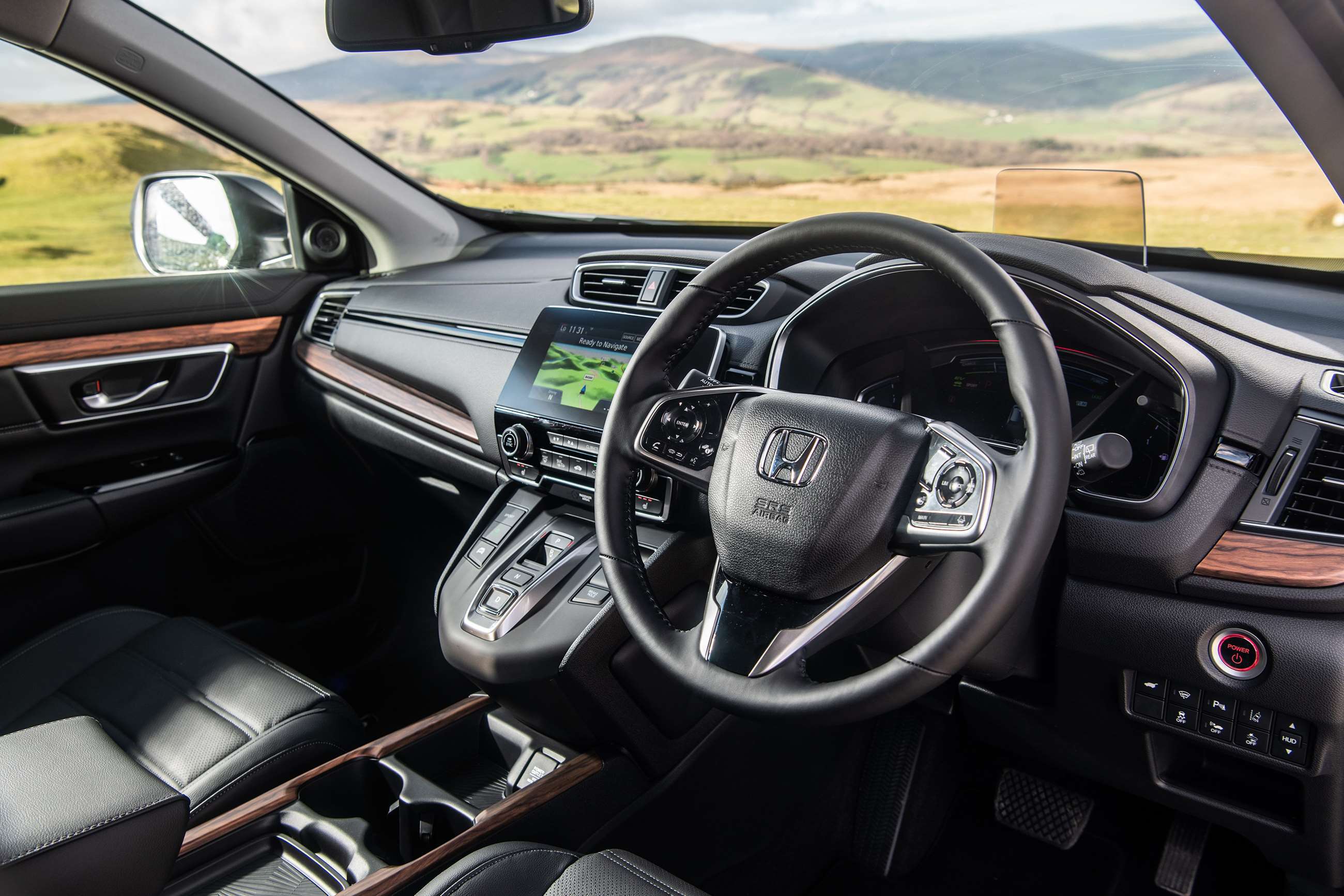 honda-cr-v-hybrid-interior-goodwood-22052019.jpg