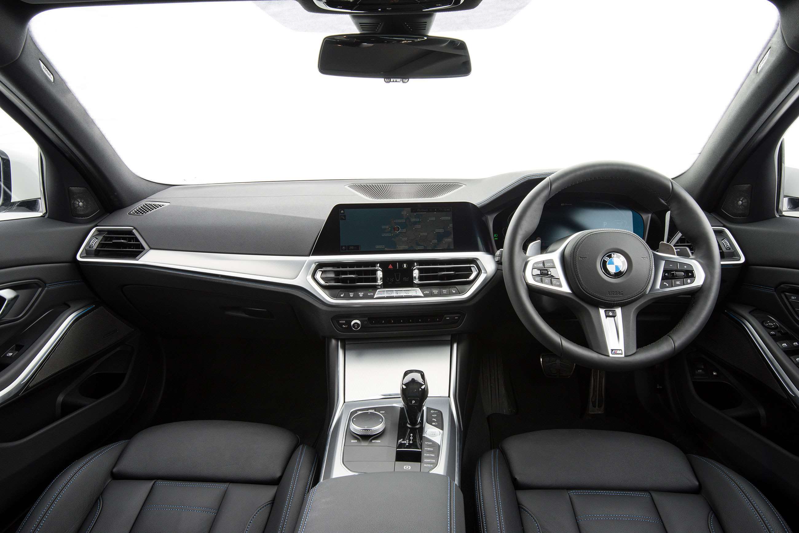 bmw-330e-interior-goodwood-test-goodwood-13012020.jpg