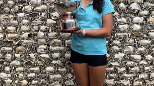 yasmin-hang---ladies-club-champion.jpg