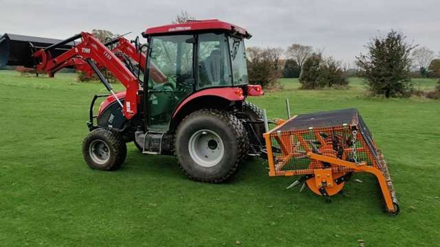 The mega slit, breaking up all that fairway compaction. 